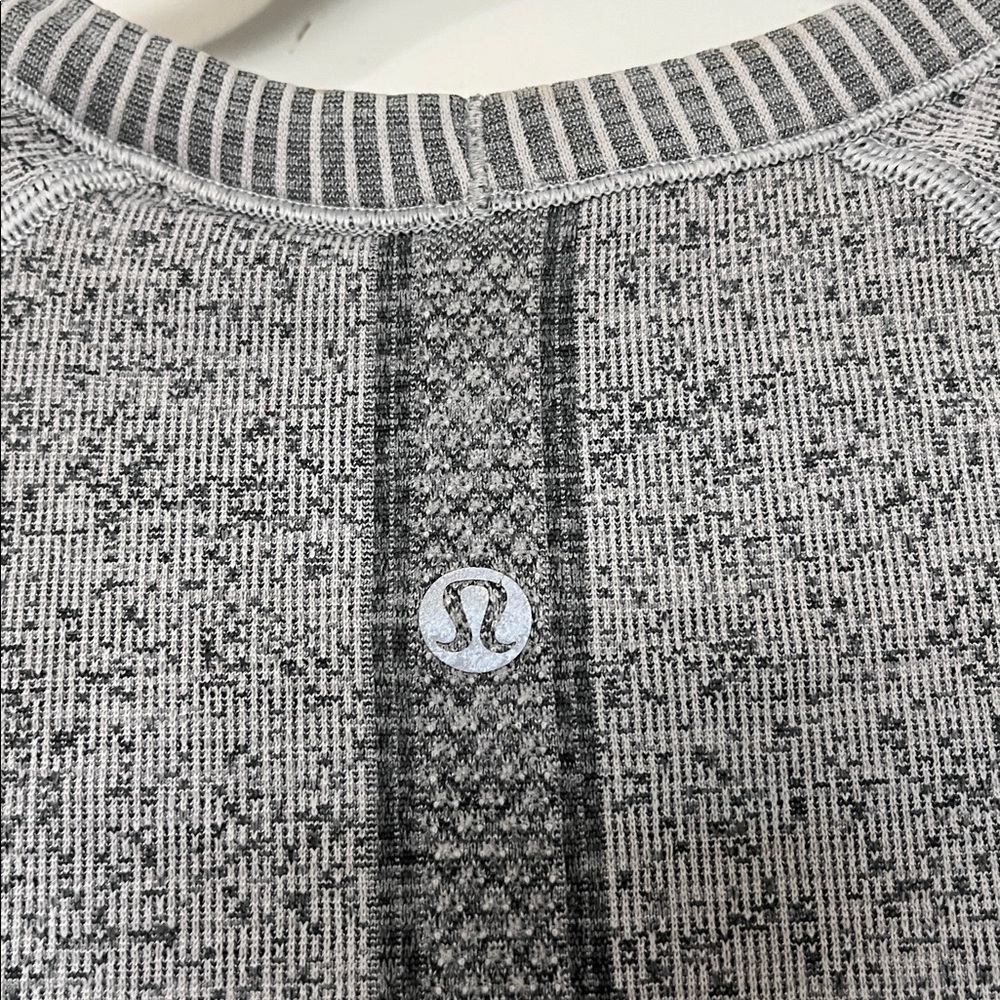 Lululemon | Swiftly Tech Crew Top - Picture 5 of 6
